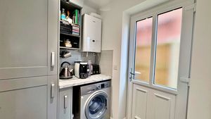 Photo 8- click for photo gallery